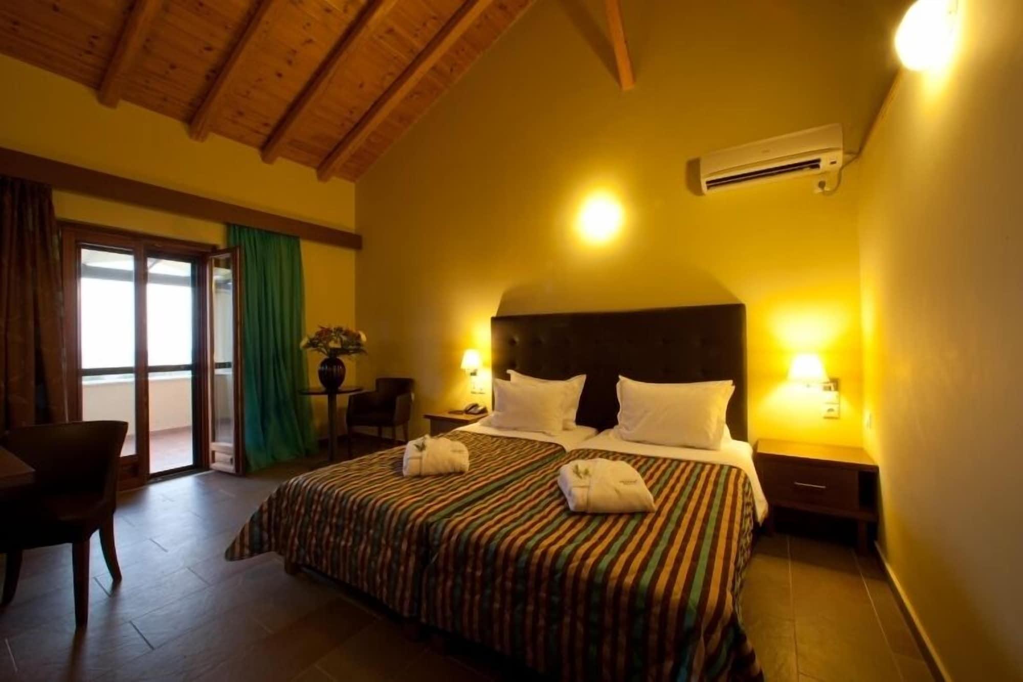 Aktaion Resort Gythio Bagian luar foto