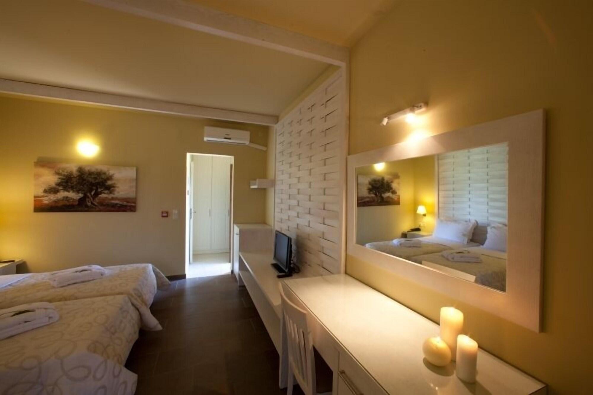 Aktaion Resort Gythio Bagian luar foto