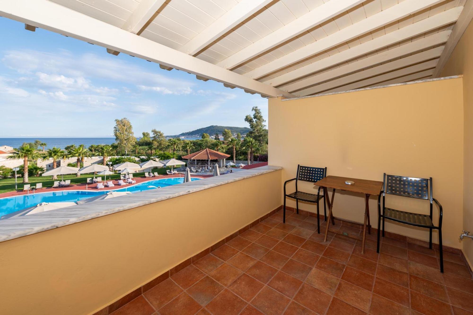 Aktaion Resort Gythio Bagian luar foto