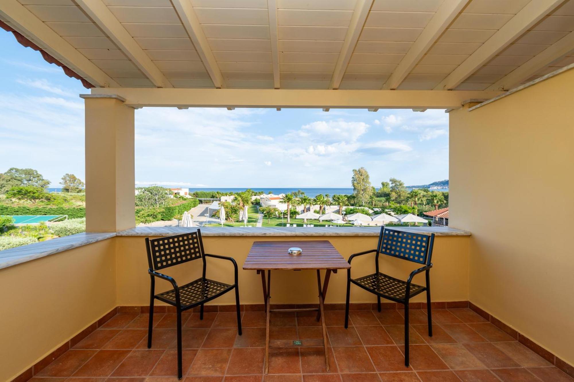Aktaion Resort Gythio Bagian luar foto