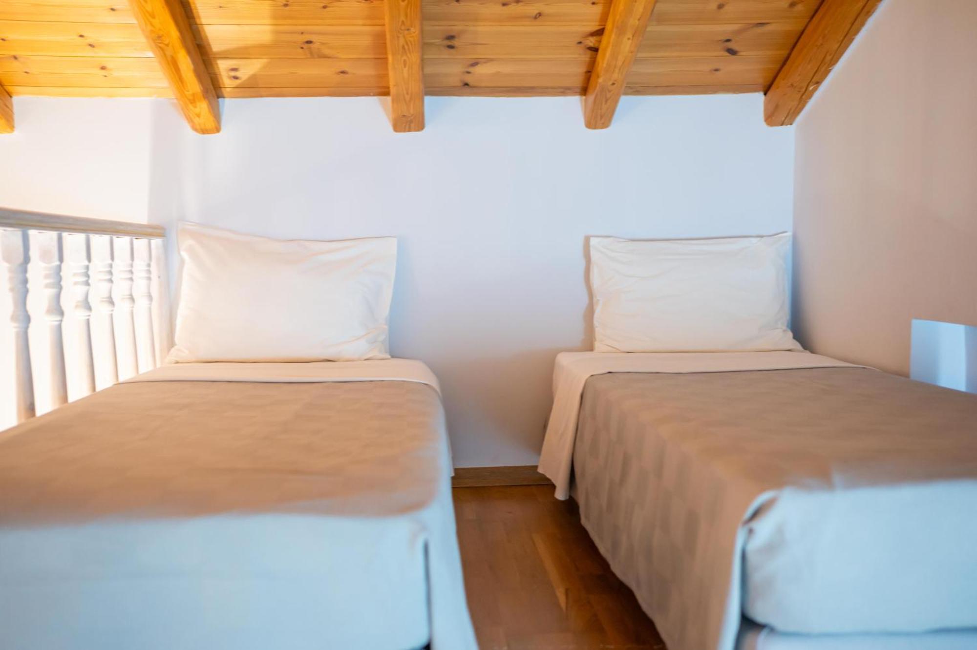 Aktaion Resort Gythio Bagian luar foto