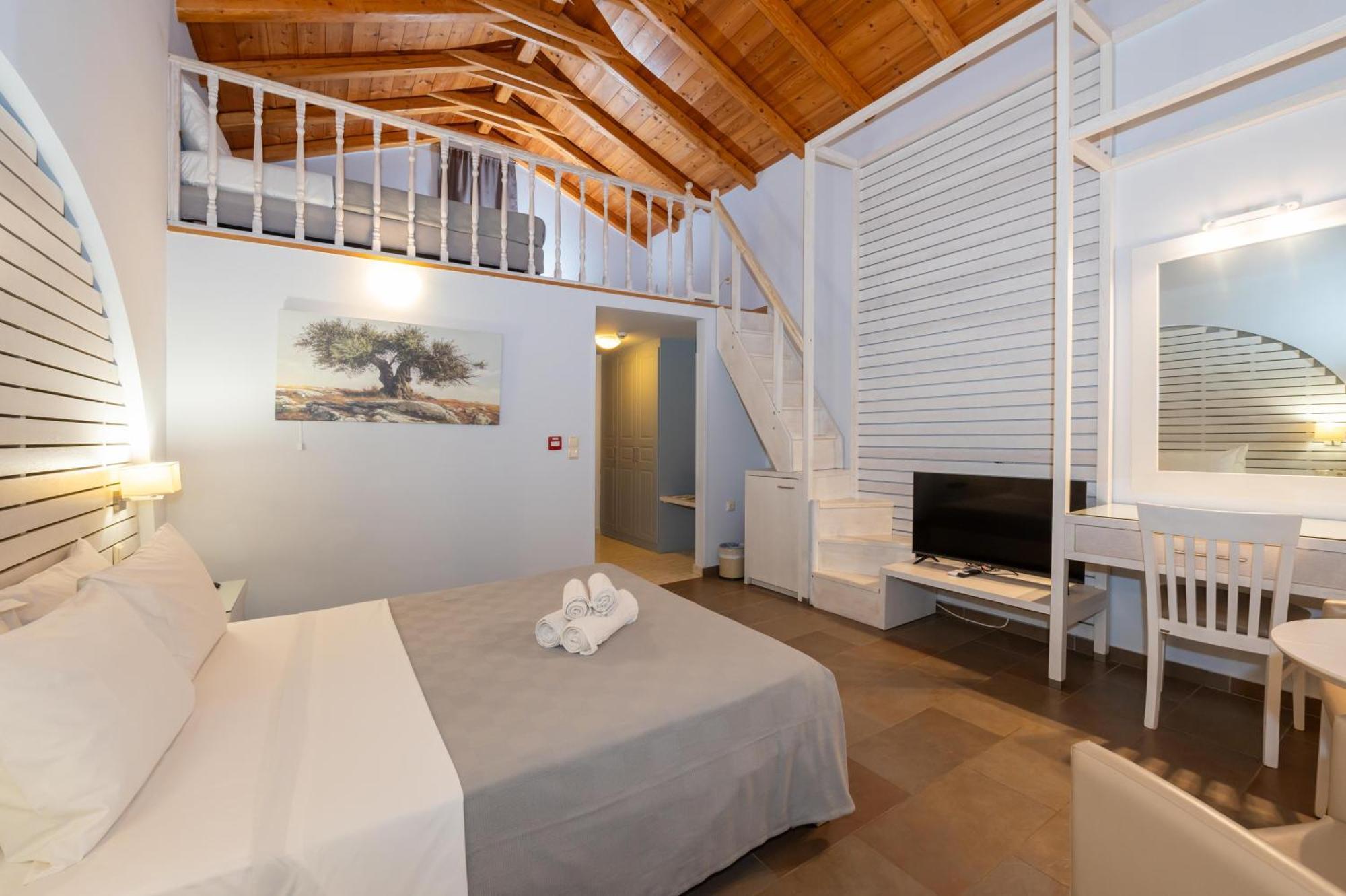 Aktaion Resort Gythio Bagian luar foto