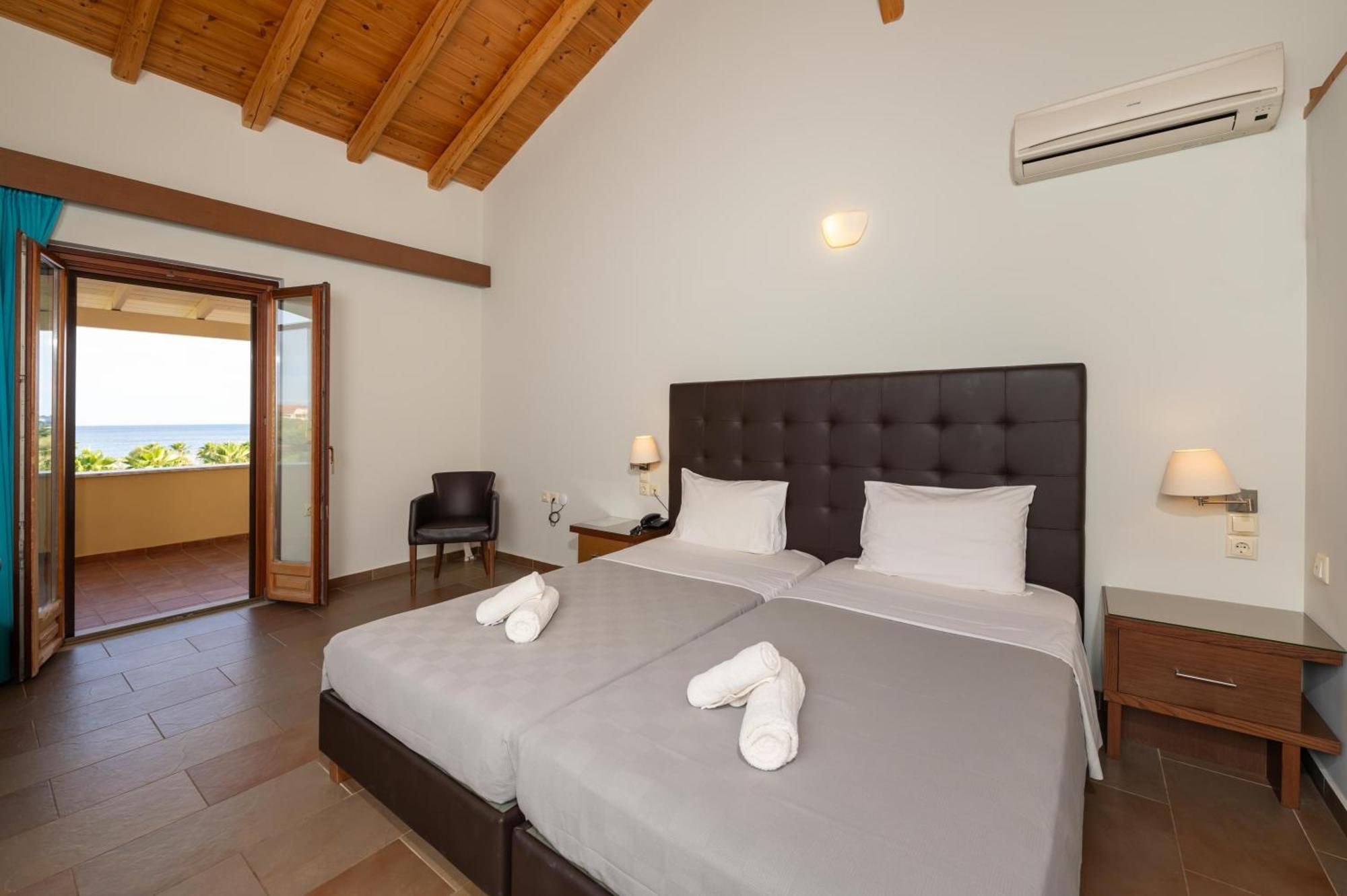 Aktaion Resort Gythio Bagian luar foto