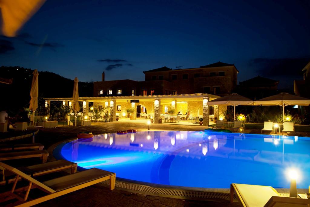 Aktaion Resort Gythio Bagian luar foto